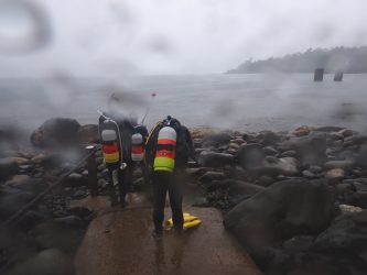 ドン引きの脇の浜